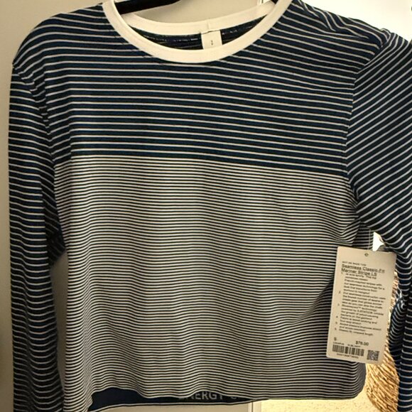lululemon seamless classic fit mariner stripe long sleeve - Picture 2 of 4